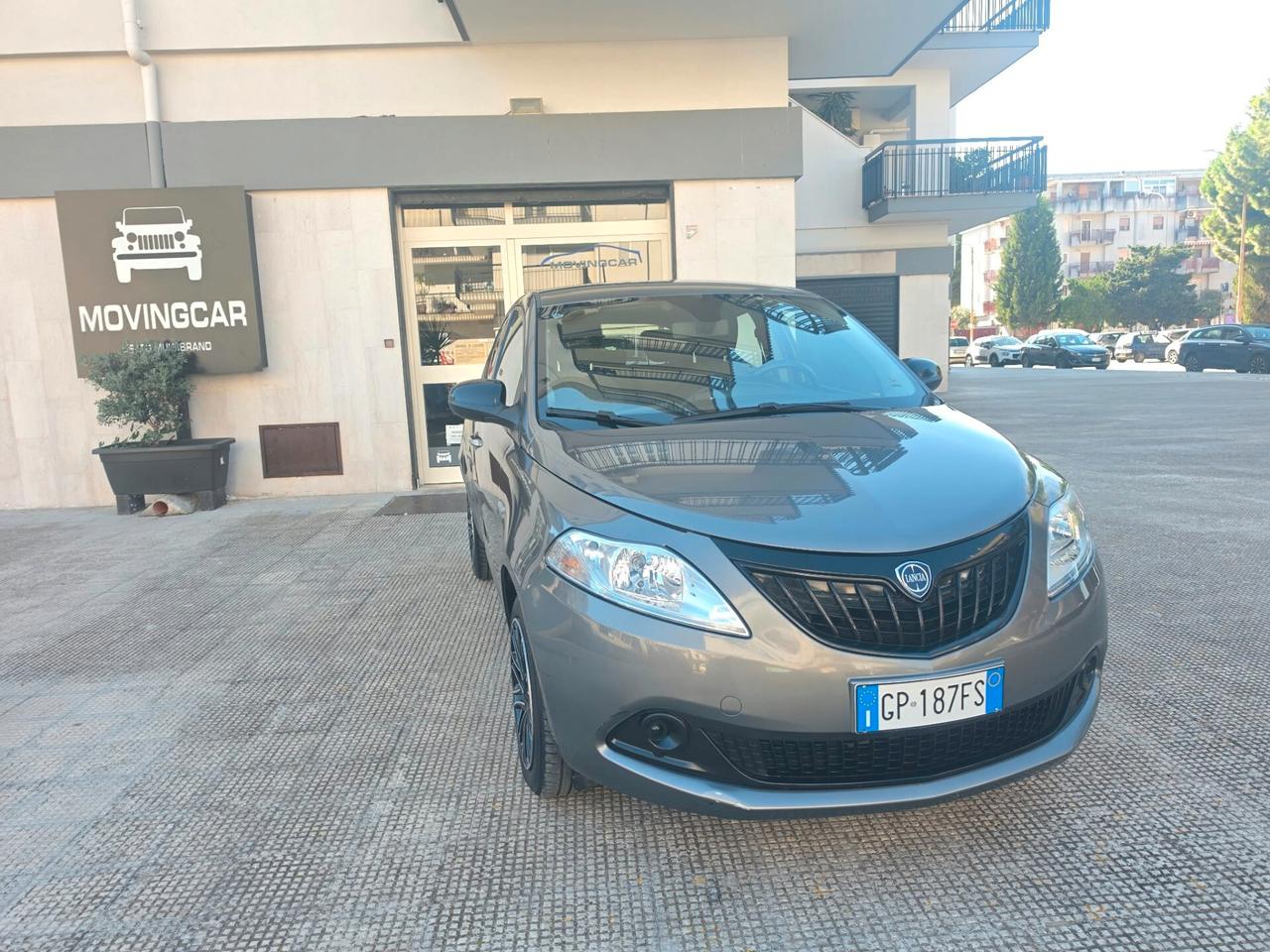 Ypsilon 1.0 FireFly 5 porte S&S Hybrid Silver