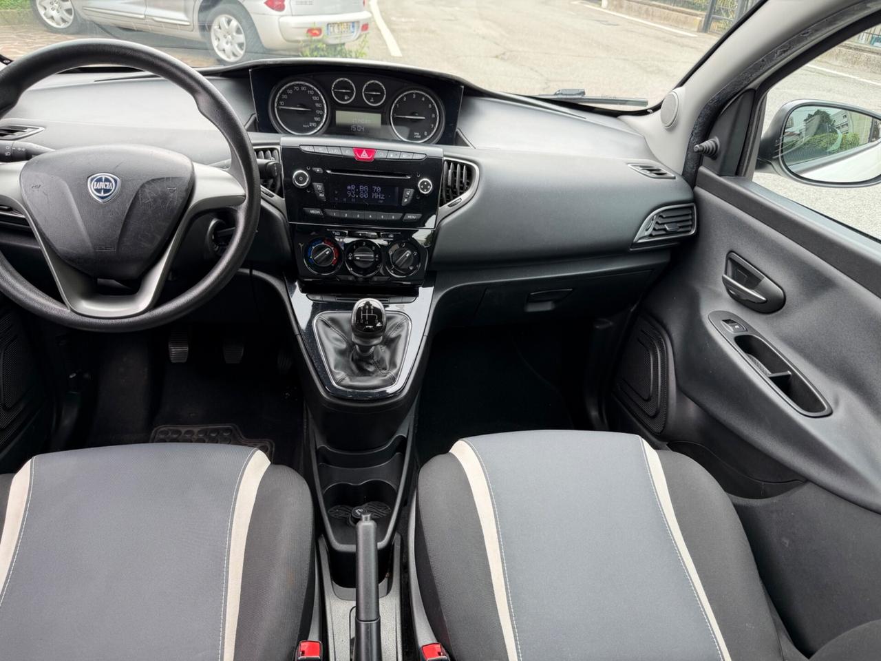 Lancia Ypsilon 1.2 69 CV 5 porte GPL Ecochic Gold