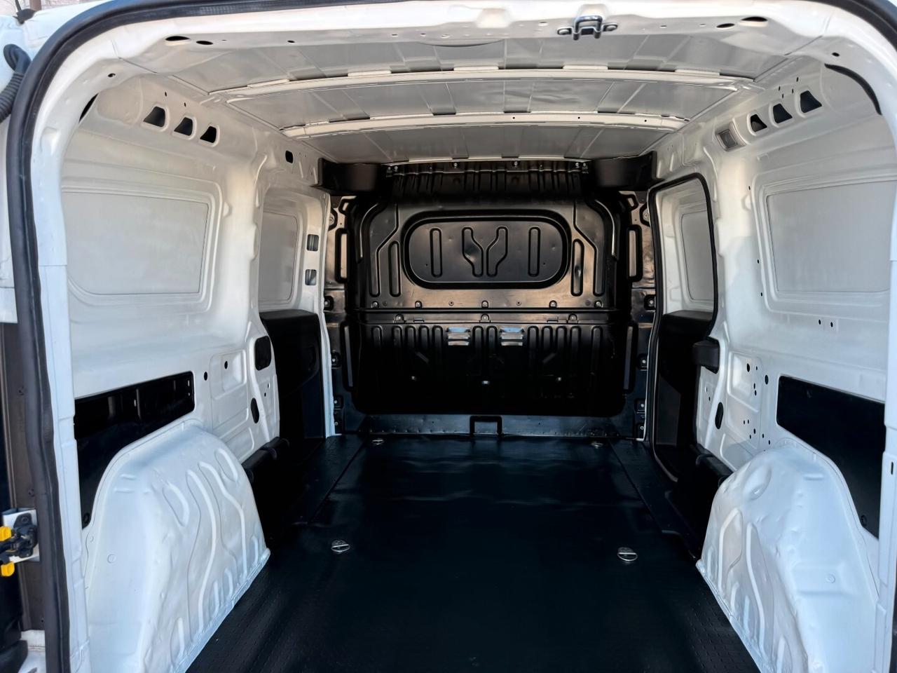 Fiat Doblò Cargo Maxi Business 1.6 Mjet 105cv 6m