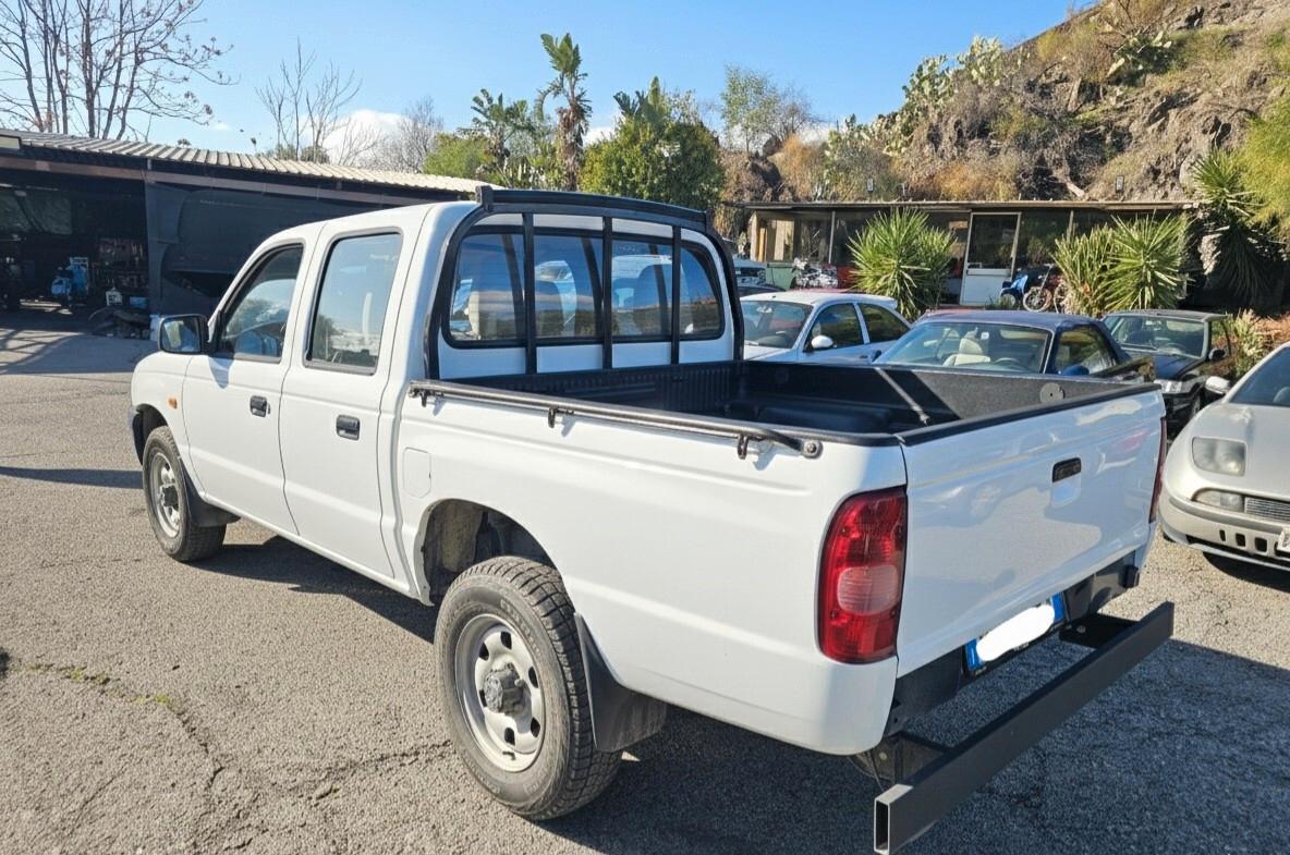 Mazda B 2500 2.5 diesel Stretch-Cab DX Pick-up