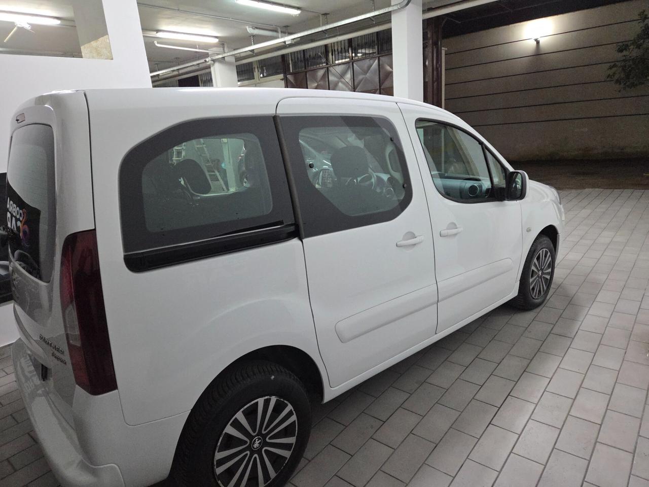 Peugeot Partner Tepee Mix 1.6 8V HDi 92 FAP Active