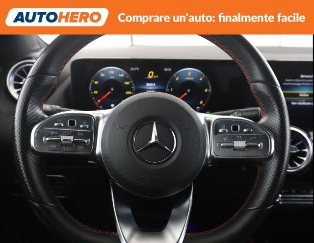 MERCEDES-BENZ GLA 220 d Automatic 4Matic Sport