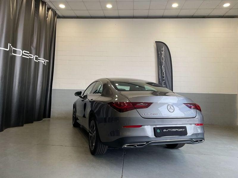 Mercedes-Benz CLA Coupé CLA 200 Automatic Progressive Advanced