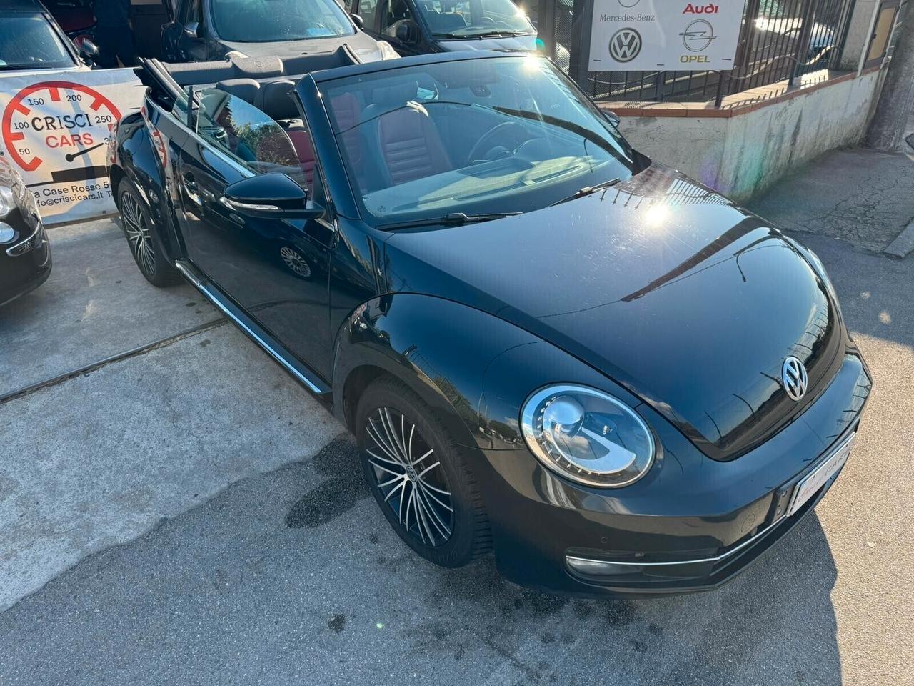 Volkswagen Maggiolino Cabrio Un Gioiello di Auto 2.000€ di Bonus Rottamazione!