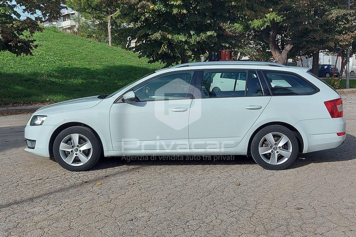 SKODA Octavia 1.4 TSI Wagon Ambition G-Tec