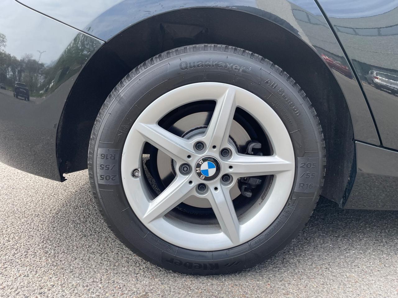 Bmw 116 116d 5p.*Neopatentati*Navi*Cerchi*
