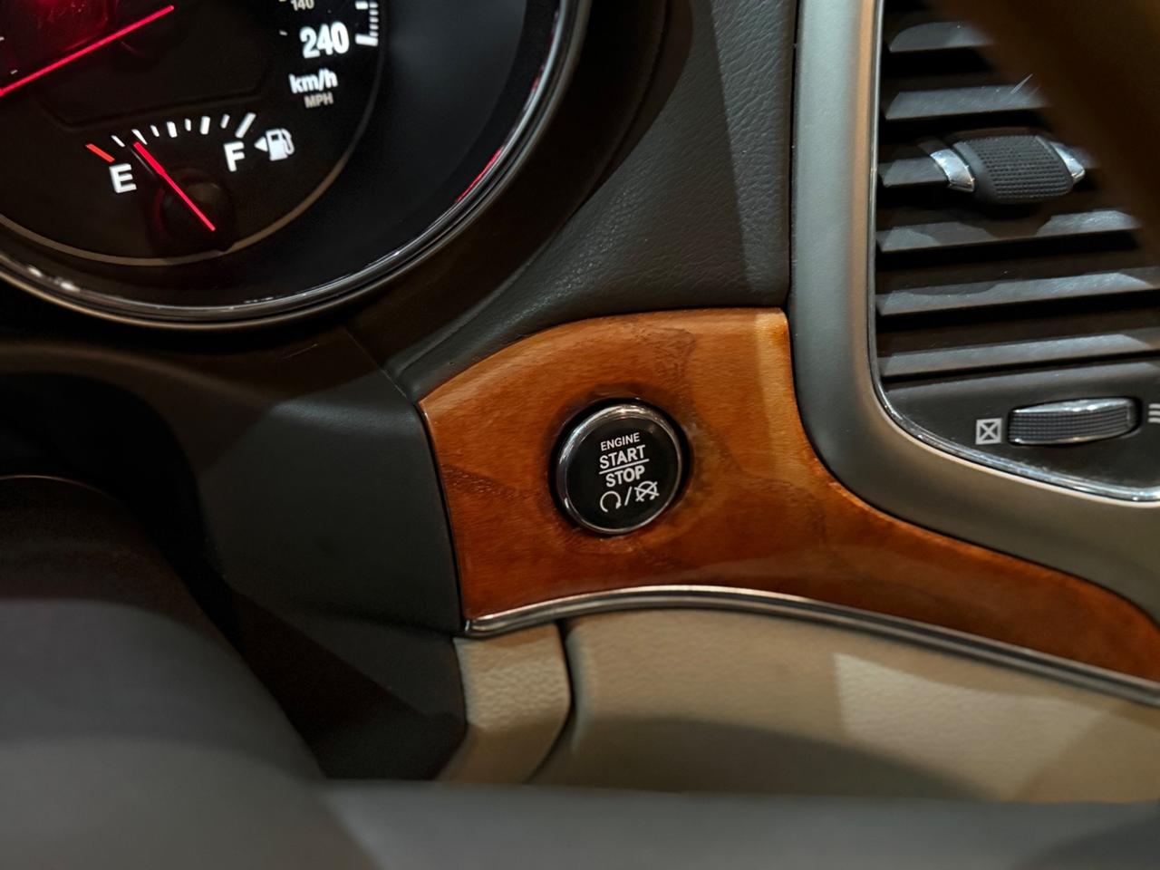 Jeep Grand Cherokee 3.0 CRD 241CV/Kw177 Overland