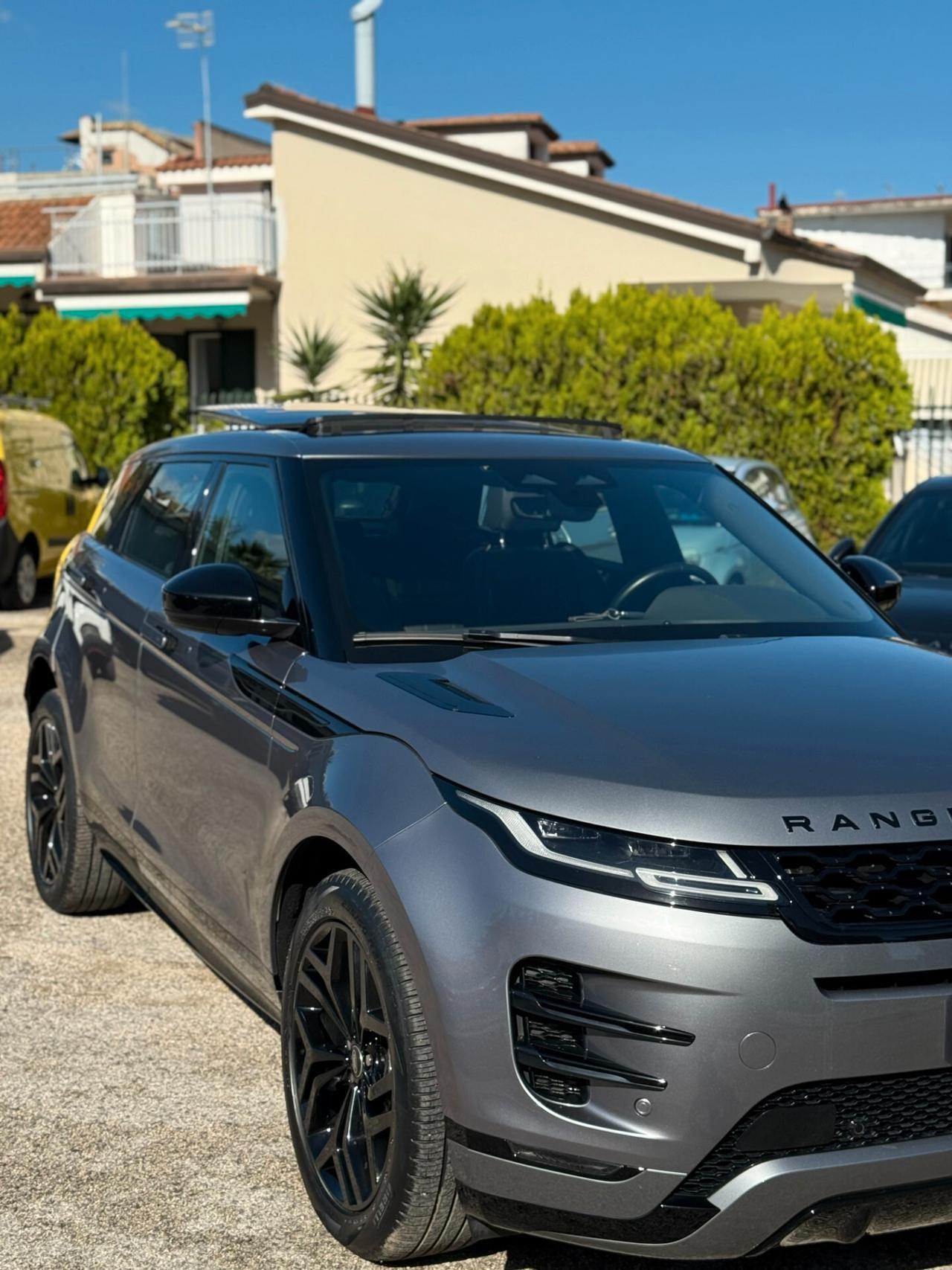 Land Rover Range Evoque 2.0D I4 163 CV AWD Auto R-Dynamic SE
