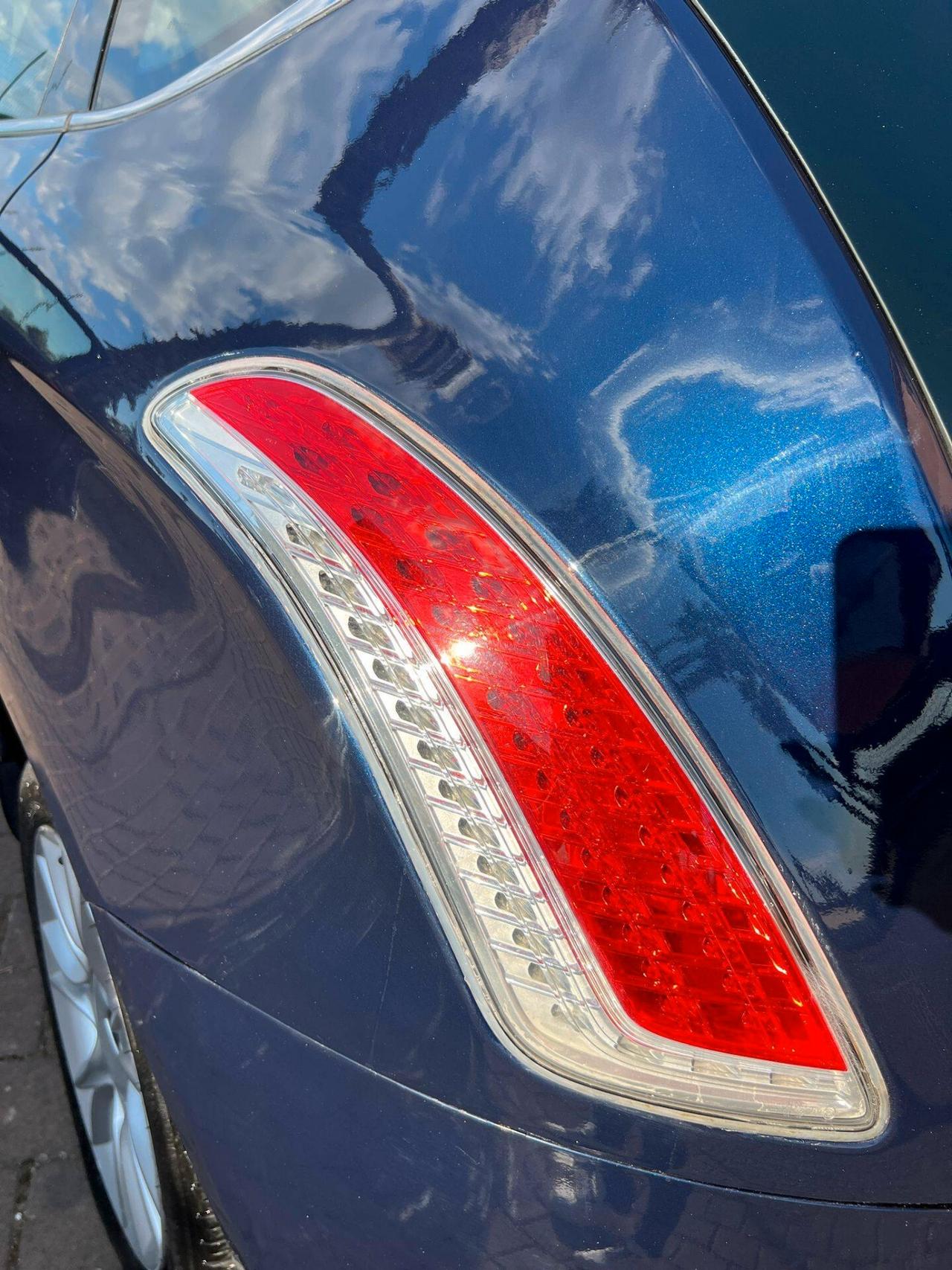 Lancia Delta 1.6 MJT DPF Argento
