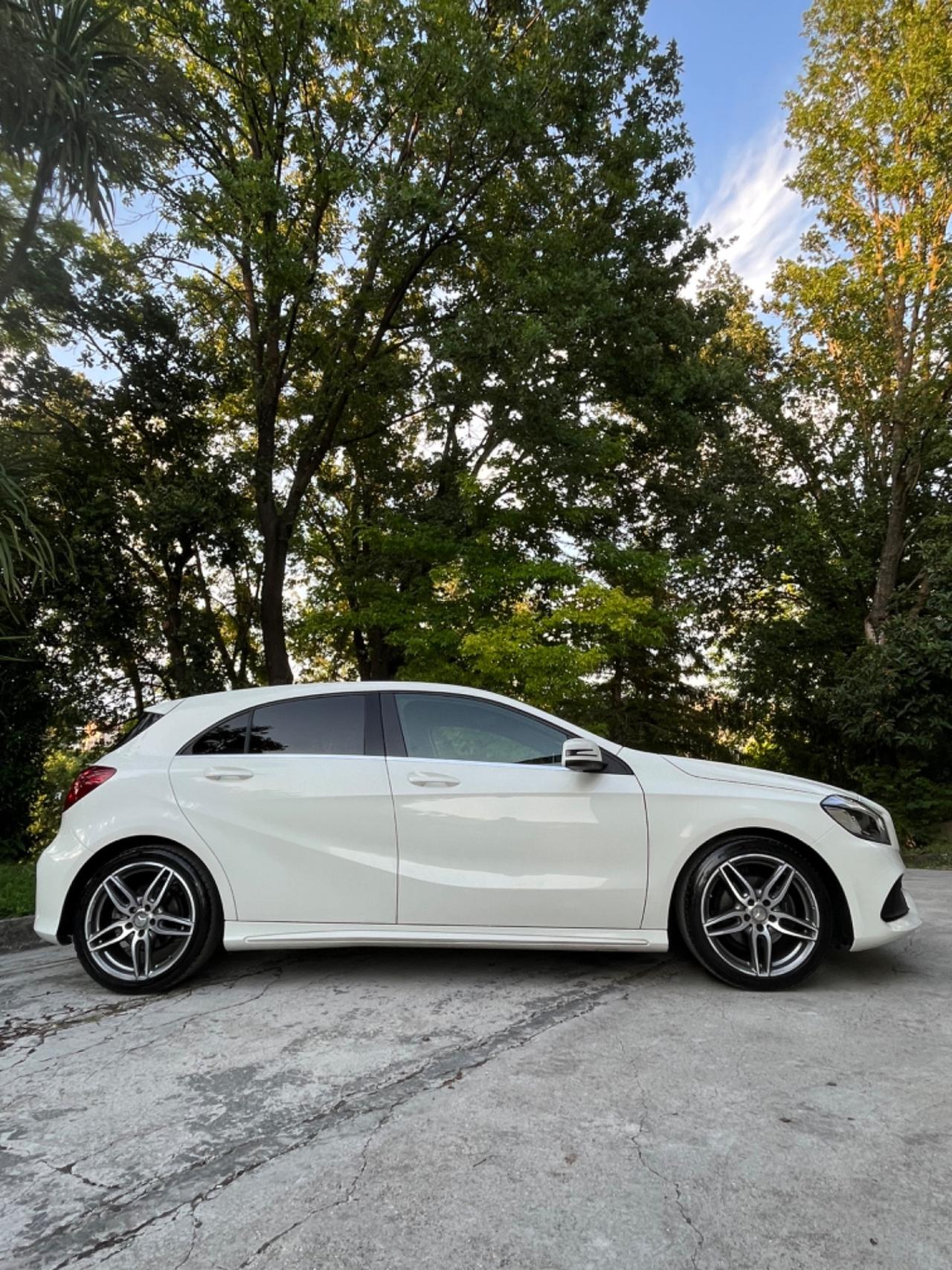 Mercedes-benz A 180 d Automatic Premium AMG TAGLIANDI CERT.