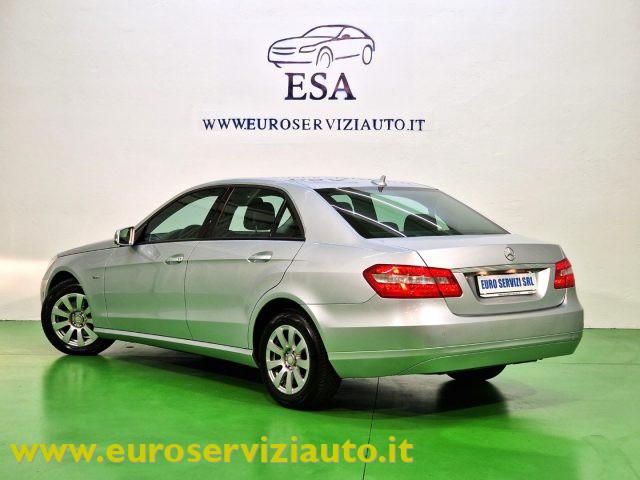 MERCEDES-BENZ E 220 CDI BlueEFFICIENCY Elegance