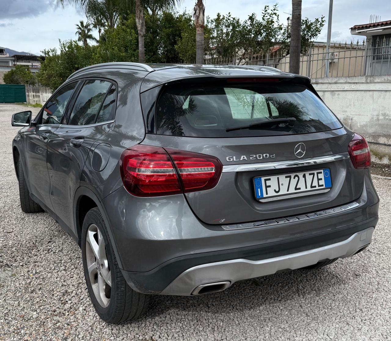 Mercedes-benz GLA 200 d Premium