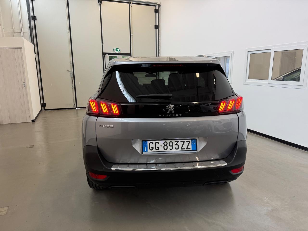 Peugeot 5008 BlueHDi 180 S&S EAT8 Allure Pack