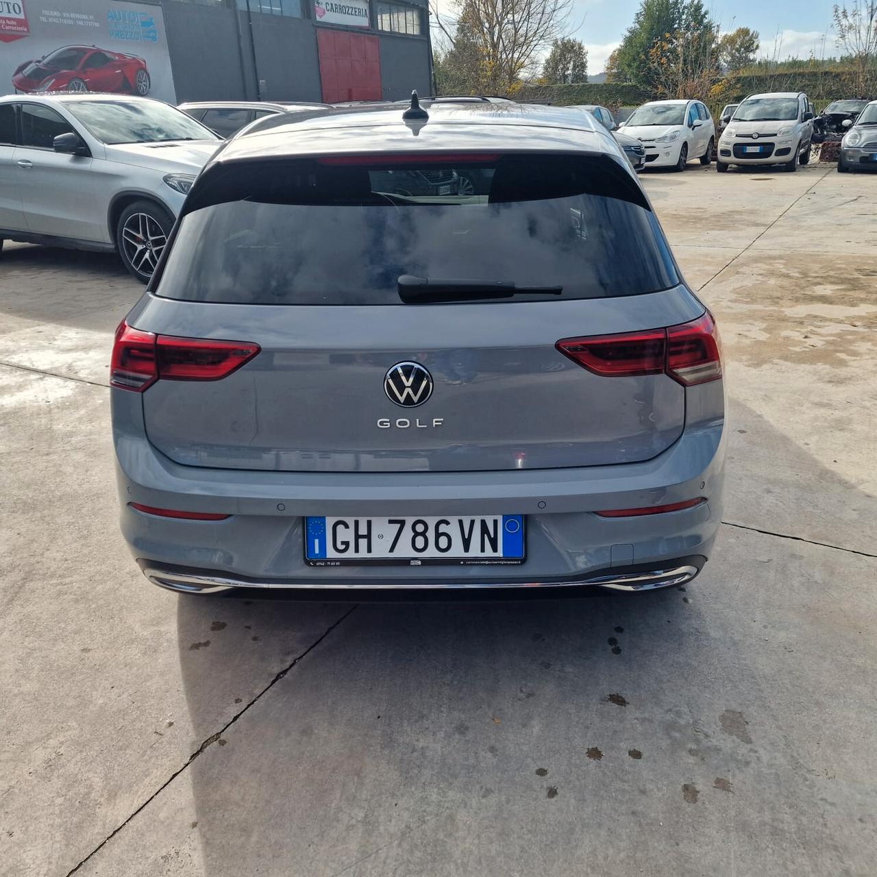 Volkswagen Golf 2.0 TDI SCR Style IVA ESPOSTA COMPRESA NEL PREZZO UNICO PROPRIETARIO