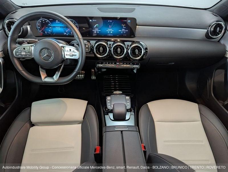 Mercedes-Benz Classe A 250 PREMIUM AUTOMATIC ''PACCHETTO NIGHT''