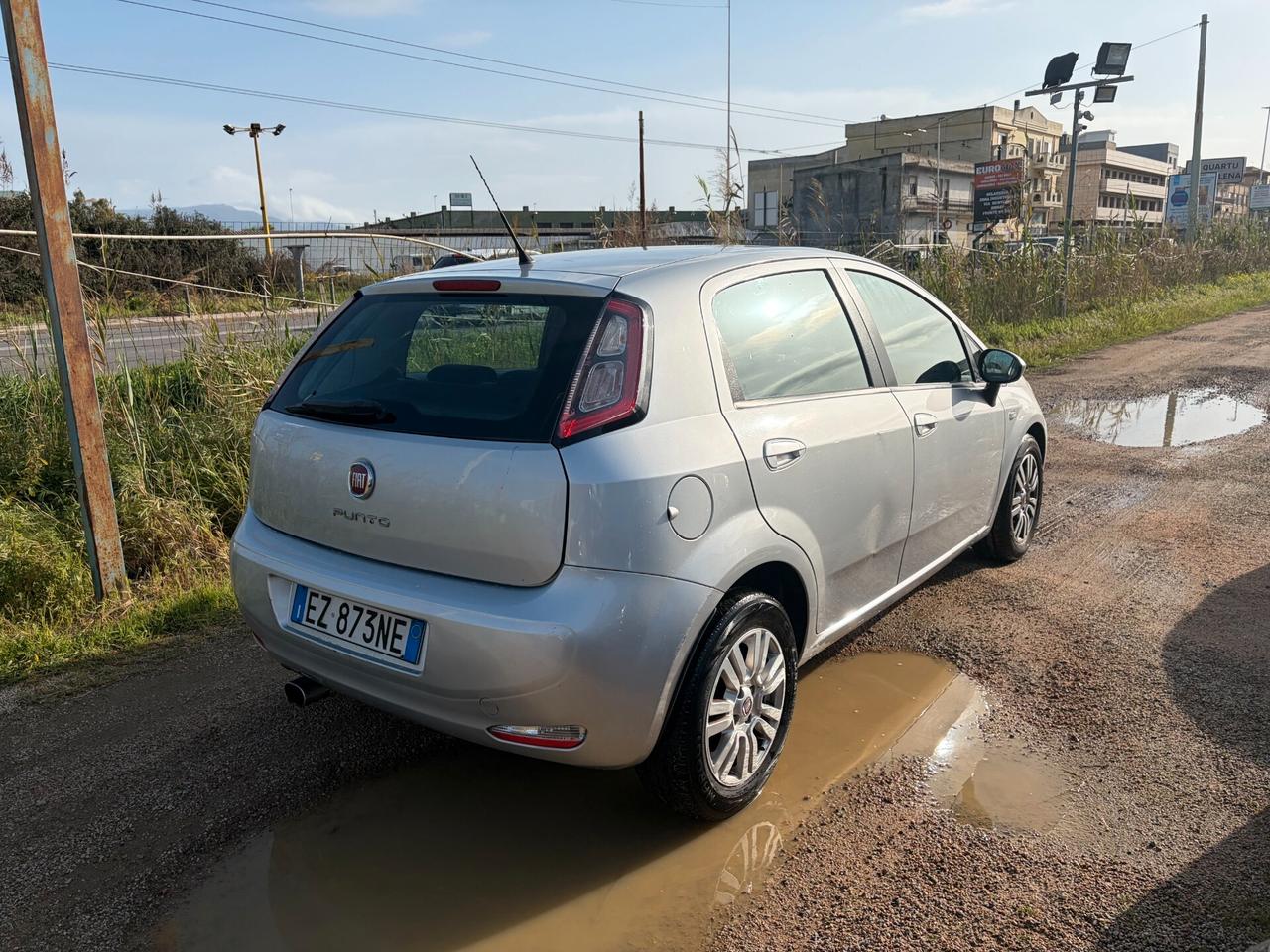 FIAT PUNTO EVO 1.2 69CV ANNO 2015 129.000 KM GARANTITA