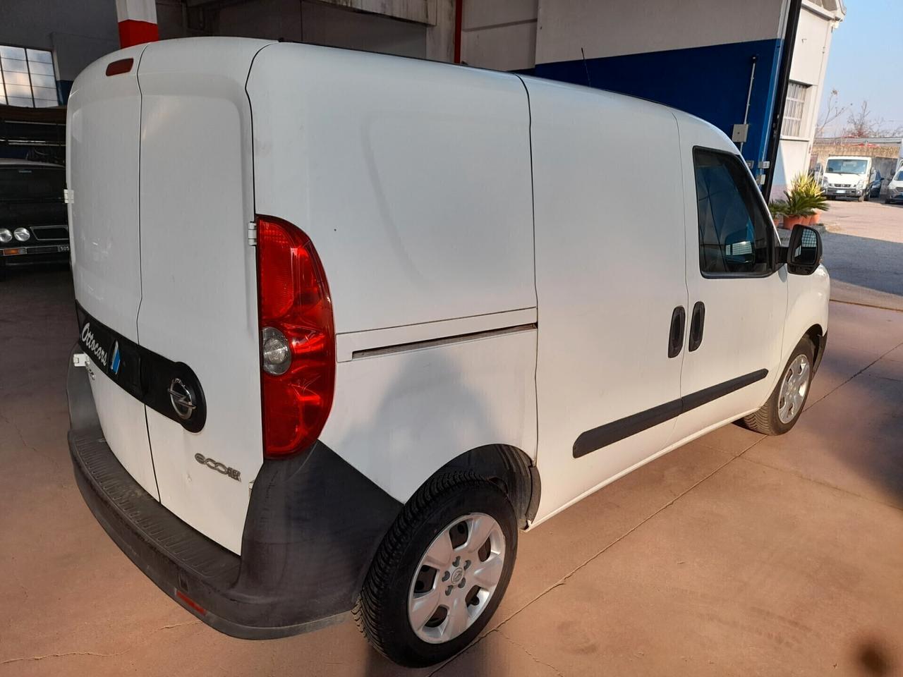 Opel Combo 1.3 CDTi 90CV PL-TN Club N1