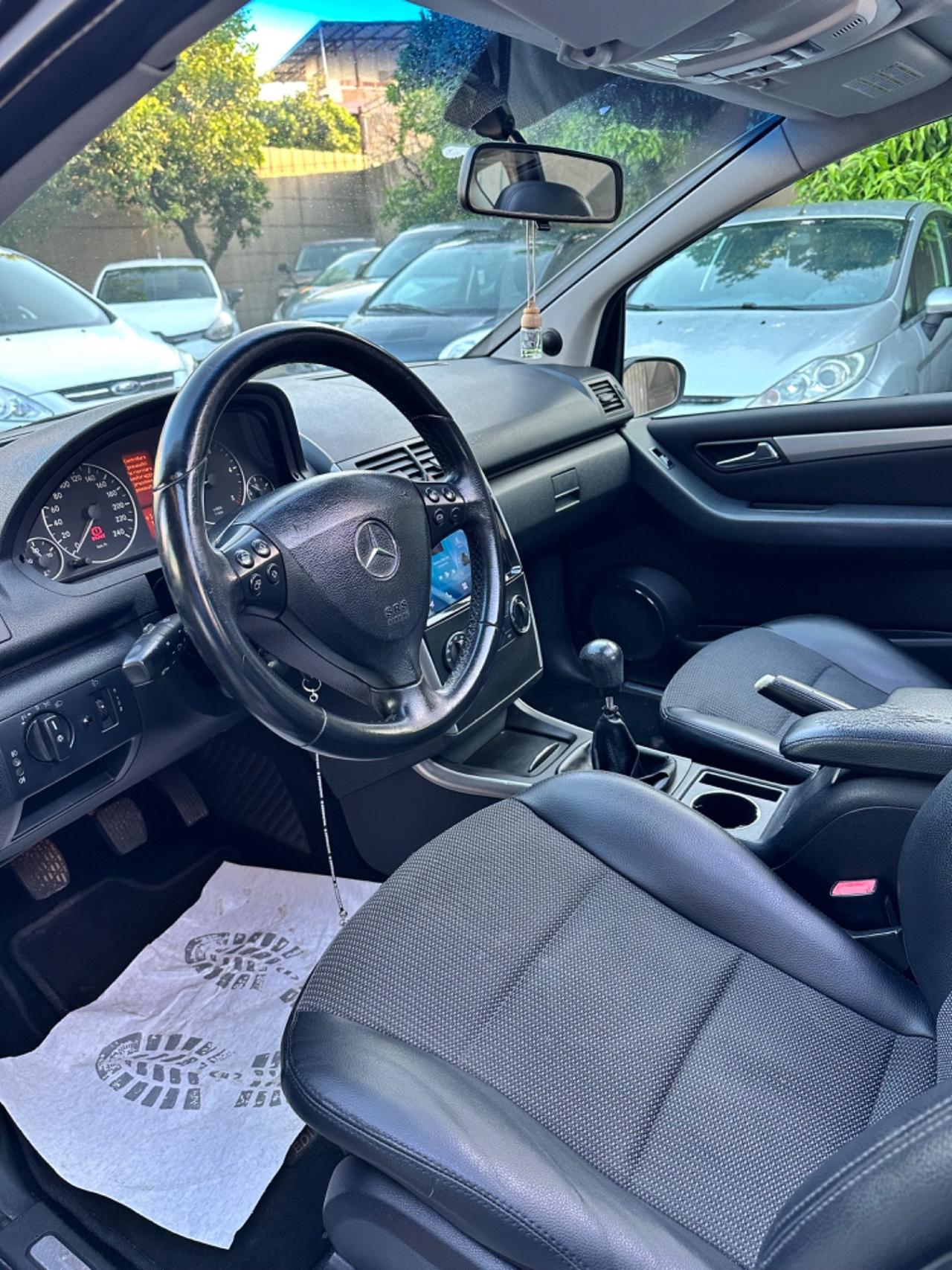 Mercedes A 180 magnifica tetto apribile