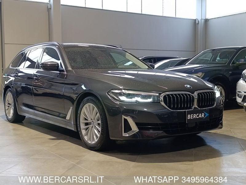 BMW Serie 5 520d 48V xDrive Touring Luxury*SEDILI RISC*TELECAMERA*CAMBIO AL VOLANTE*