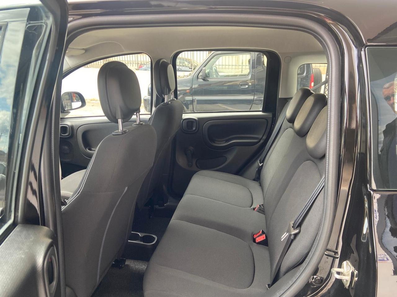 Fiat Panda 1.0HYBRID 70CV IVA ESPOSTA