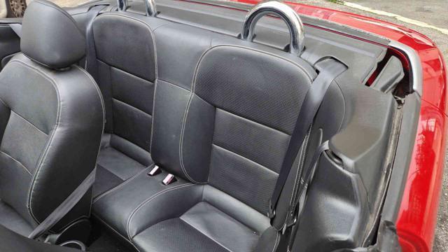 PEUGEOT 207 1.6 VTi 120CV CC aut. Féline