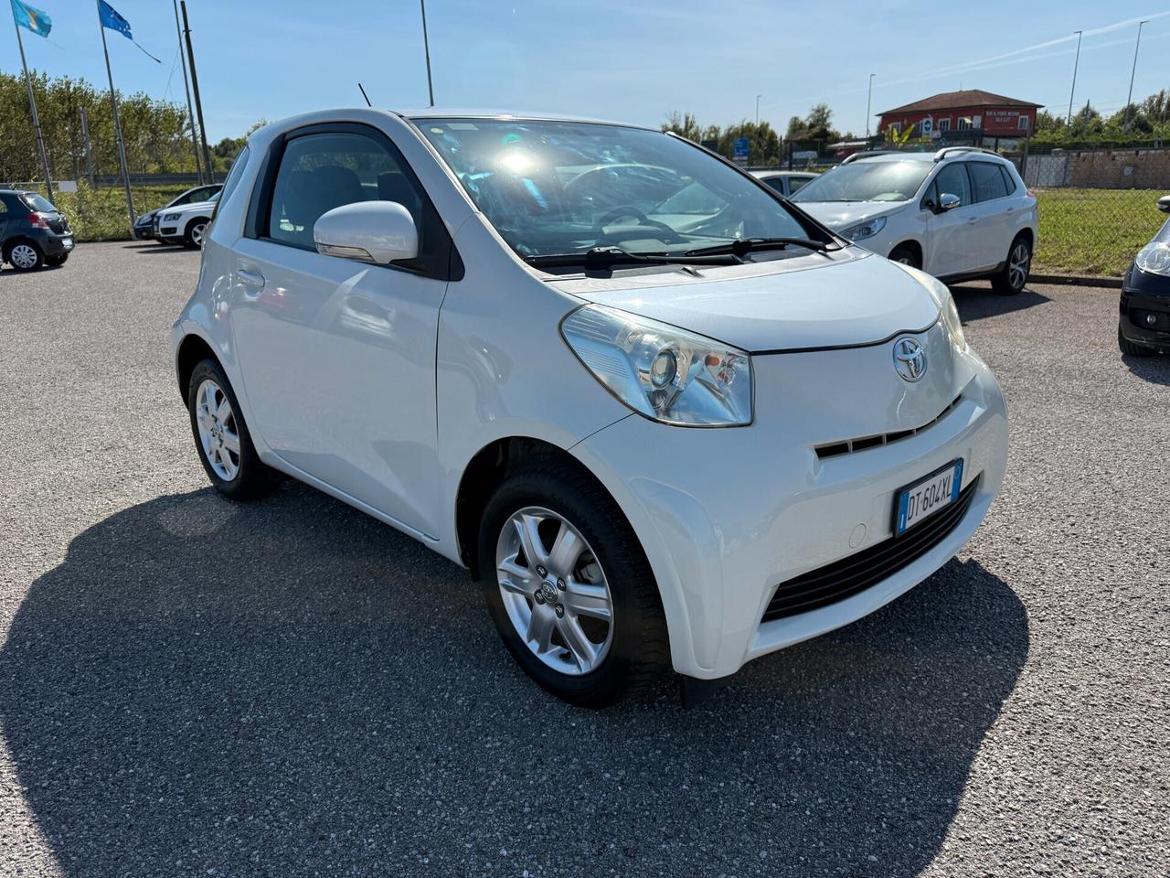 Toyota iQ 1.0 Multidrive