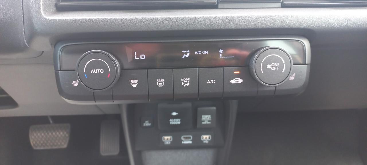 Honda e Advance 17