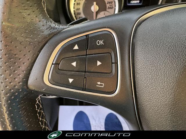 MERCEDES-BENZ GLA 200 d Automatic 4Matic Sport