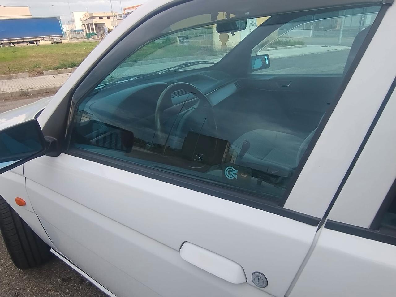 Alfa Romeo 155 1.8i Twin Spark cat Silverstone