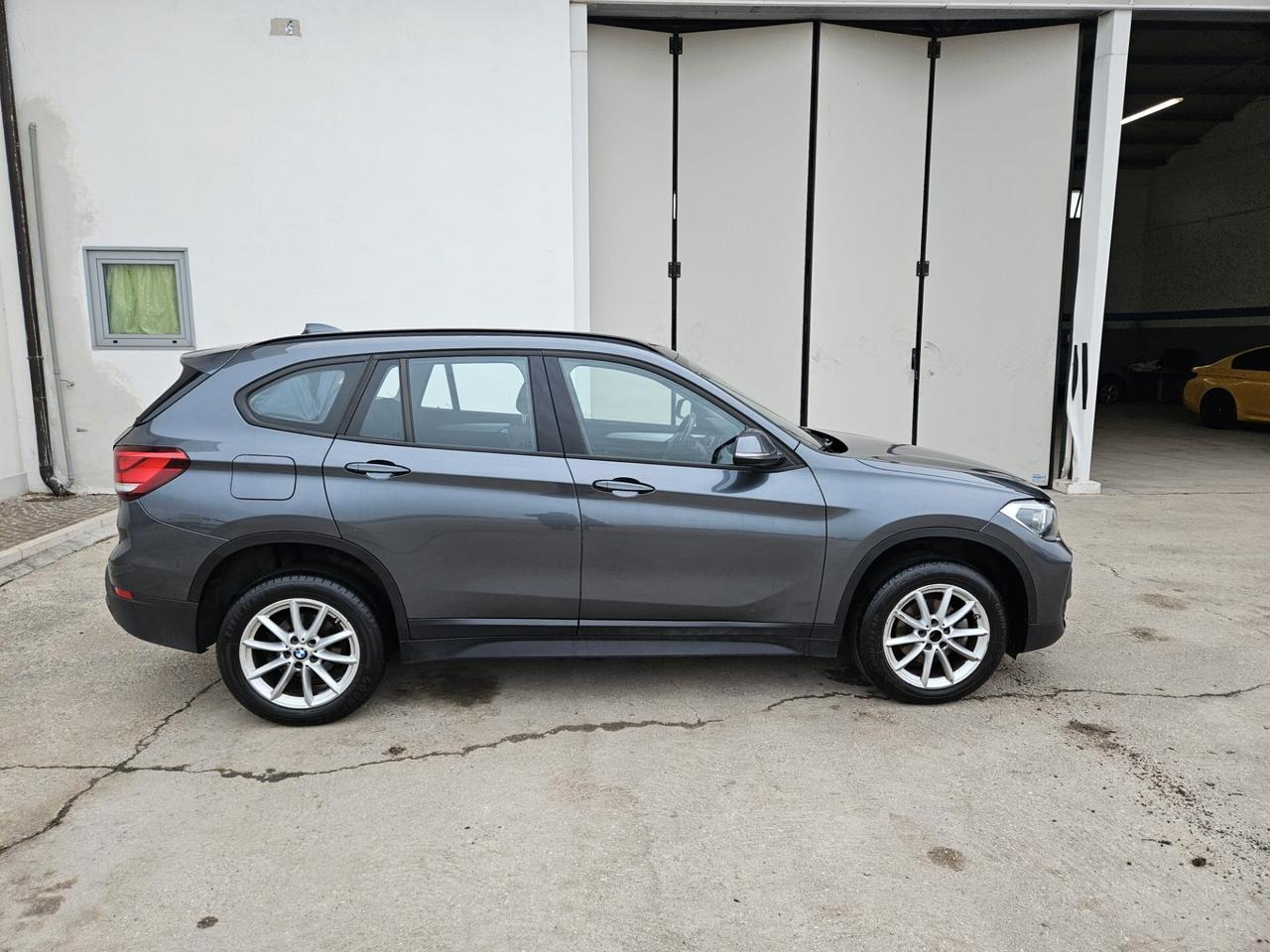BMW X1 sdrive16d Business auto MOTORE KO