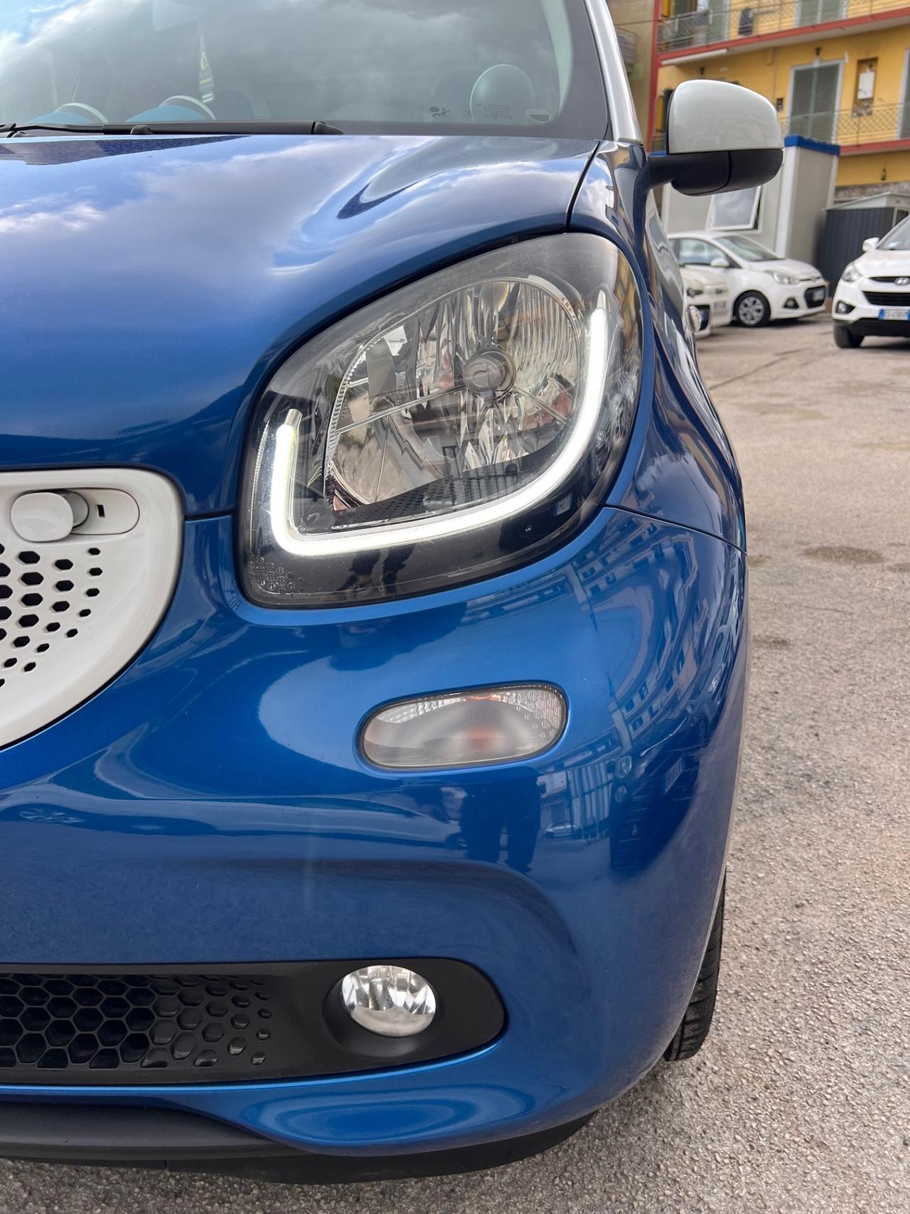 Smart ForFour 70 1.0 Proxy Automatica