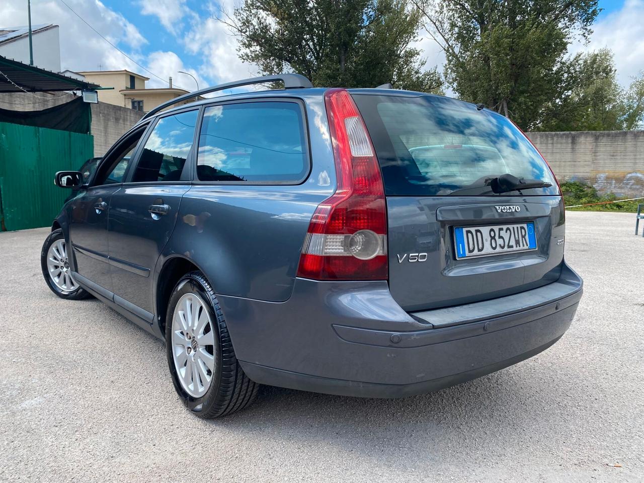 Volvo V50 2.0diesel 136cv full opt SW 2007