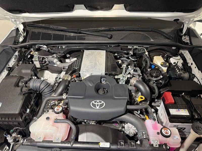 Toyota Hilux 2.8 DIESEL MILD HYBRID 48V 204 CV AUTOMATICO