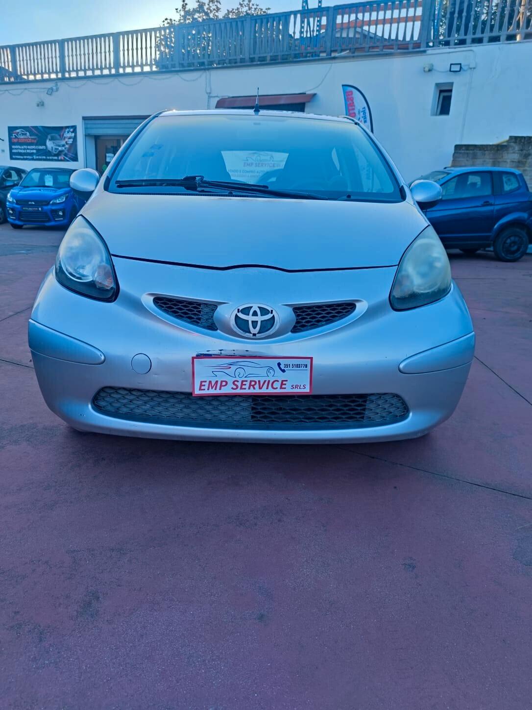 Toyota Aygo 1.4 turbodiesel 5 porte Sol