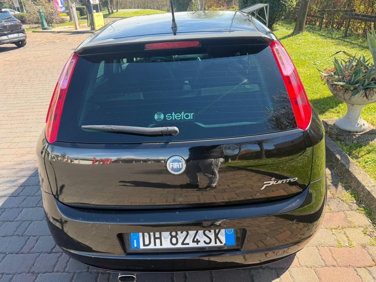 Fiat Grande Punto 1.4 Starjet 16V 5 porte Emotion NEOPATENTATI!!!