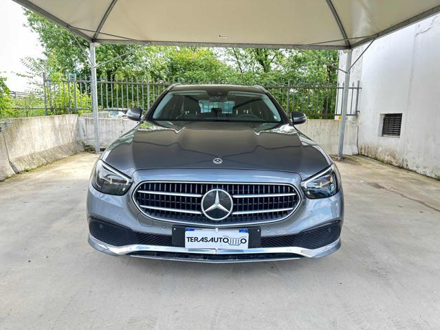 MERCEDES-BENZ E 200 d S.W. Auto Business Sport POCHI CHILOMETRI