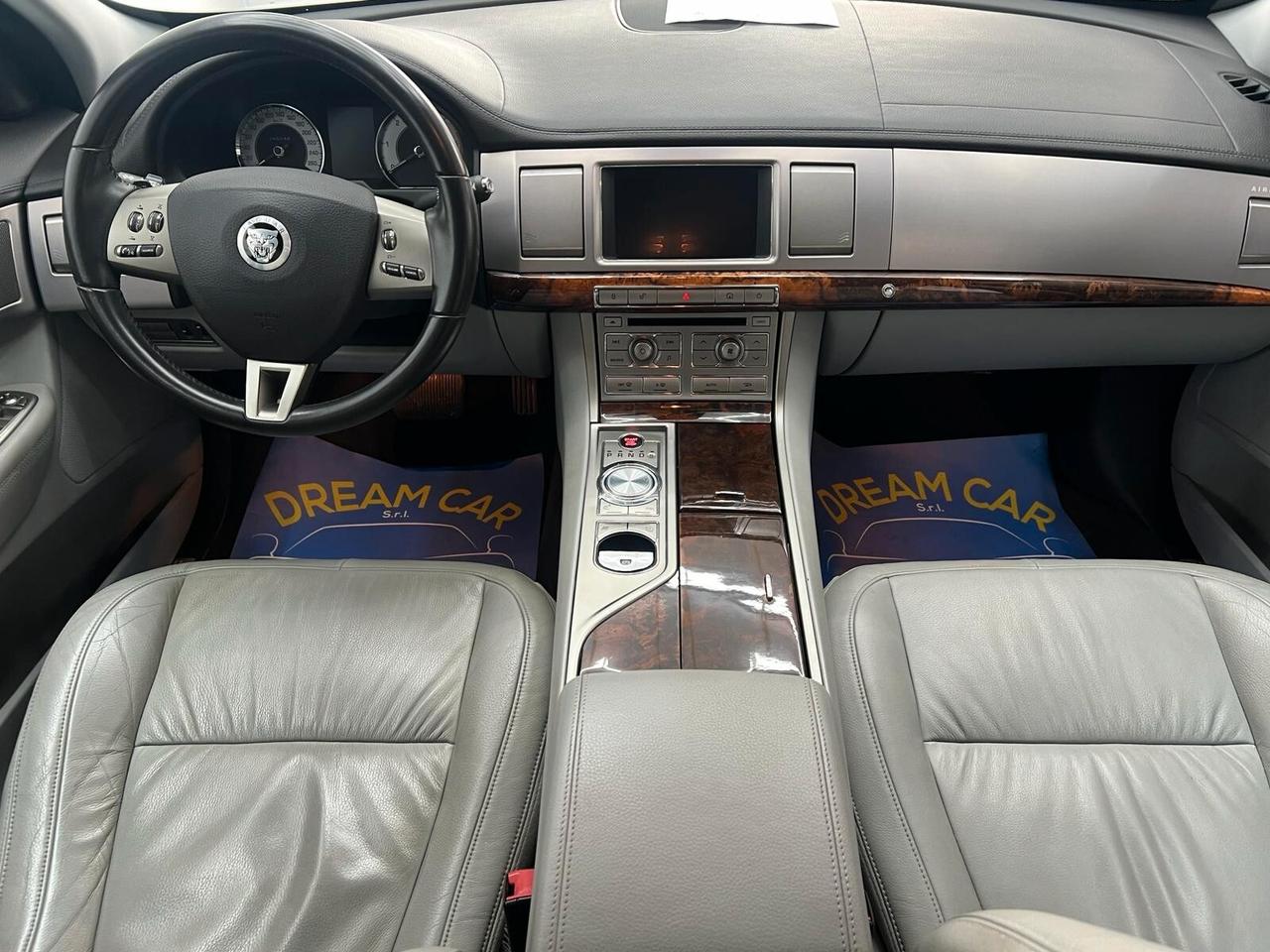 Jaguar XF 3.0 D V6 241CV 5p. - Diesel