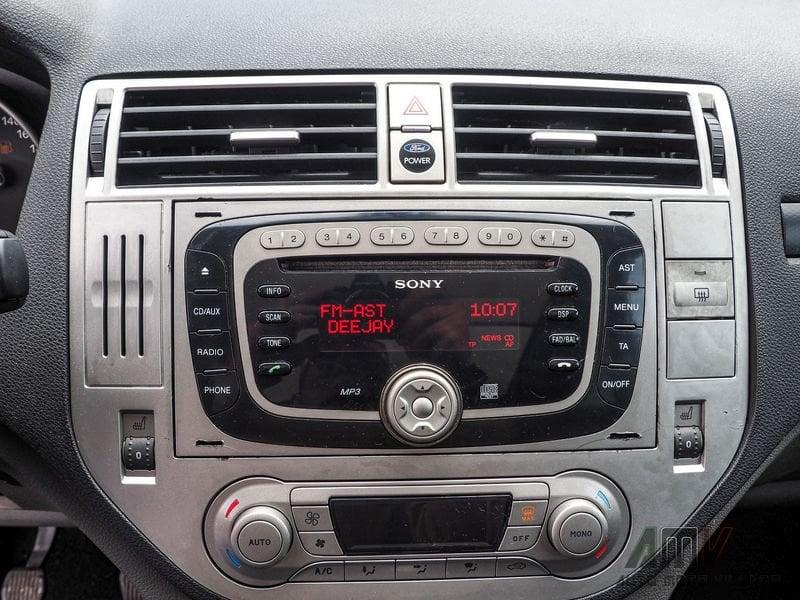 Ford Kuga 2.0 TDCi 136 CV 4WD/4X4/TETTO/PELLE