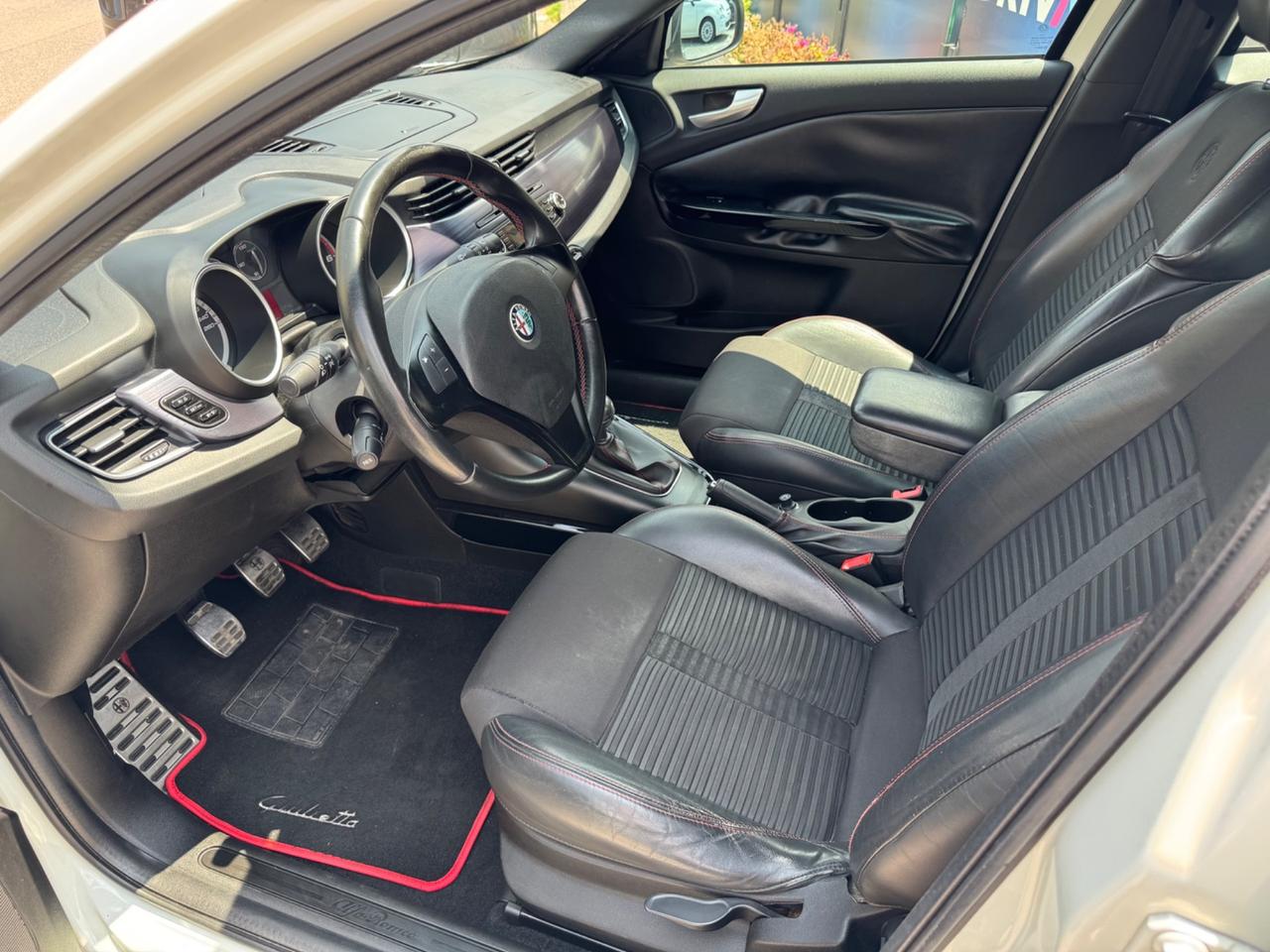 Alfa Romeo Giulietta 1.6 JTDm-2 105 CV Distinctive