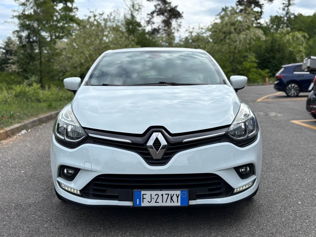 Renault Clio 1.2 75CV 5 porte Zen