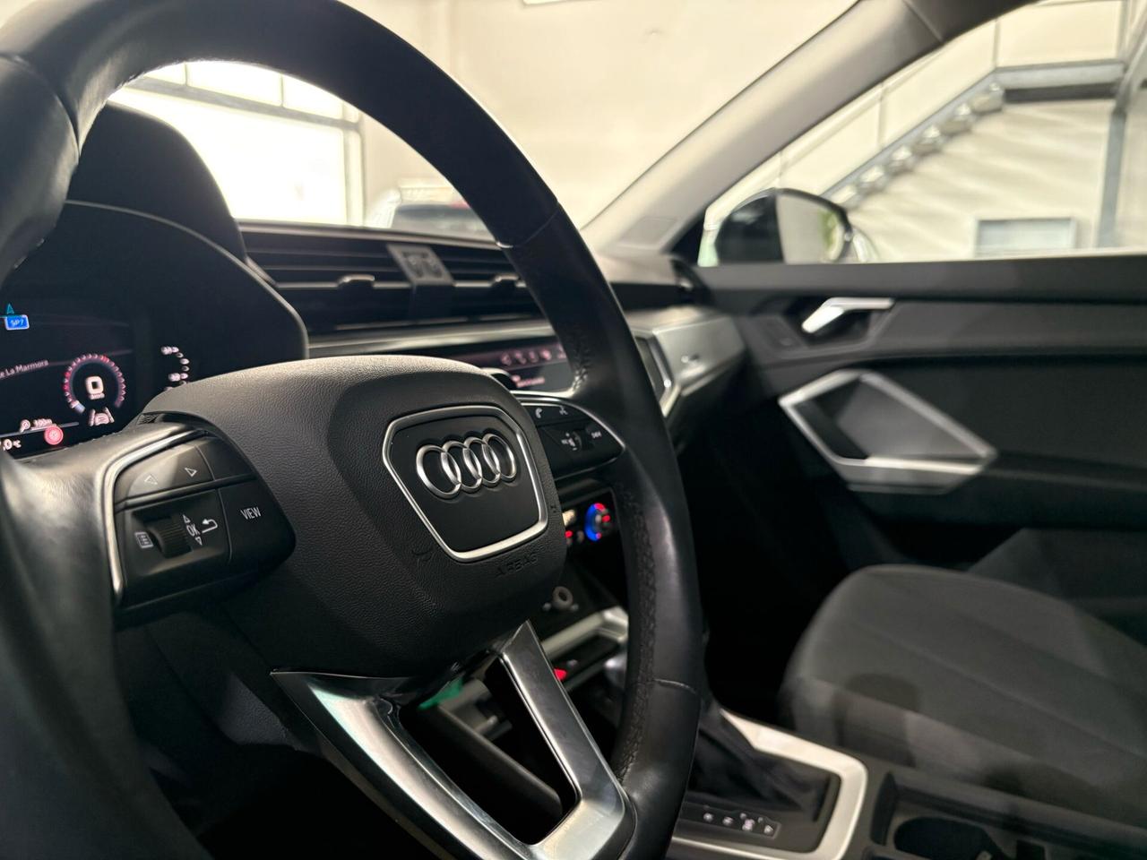Audi Q3 35 TDI S tronic Business Advanced