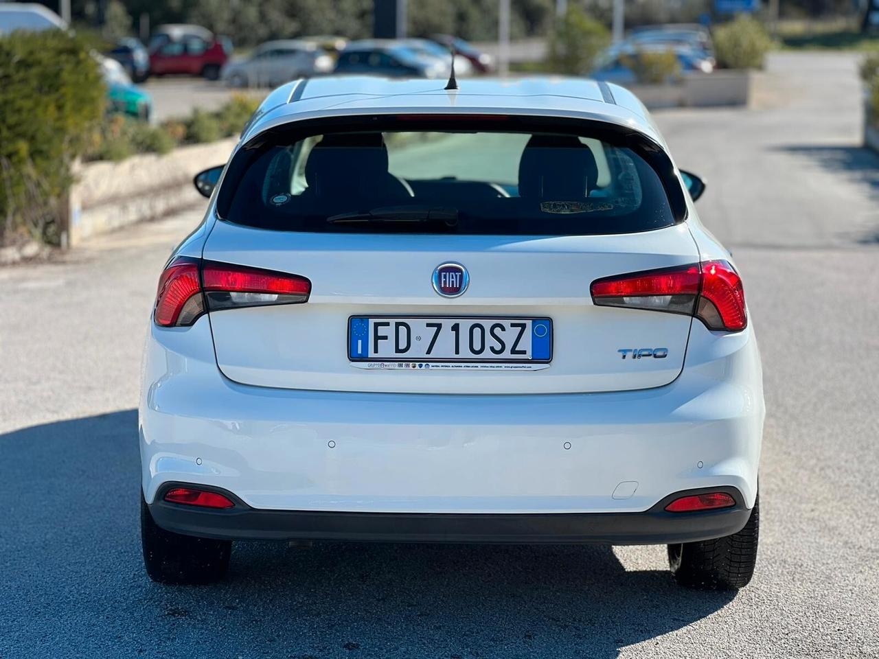 Fiat Tipo 1.6 Mjt S&S 5 porte Easy