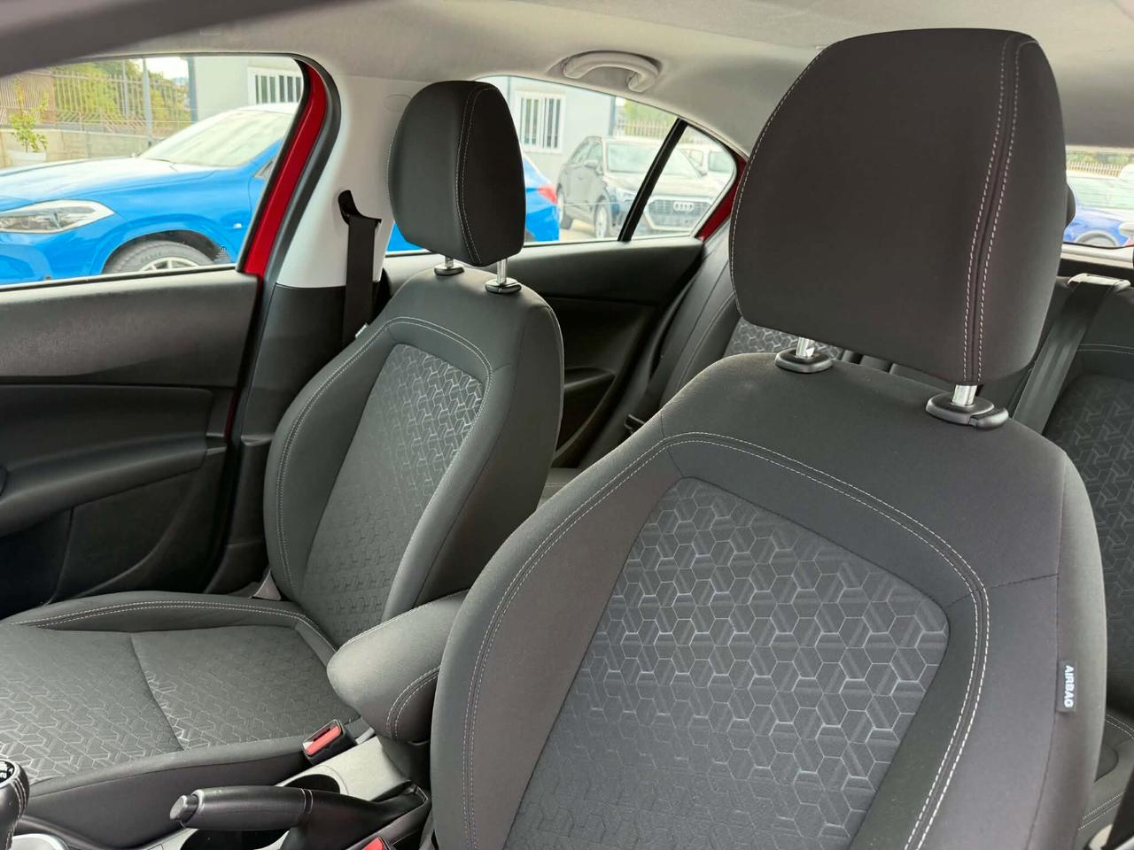 Fiat Tipo 1.3 Mjt 95CV CITY CROSS RETRO CARPLAY
