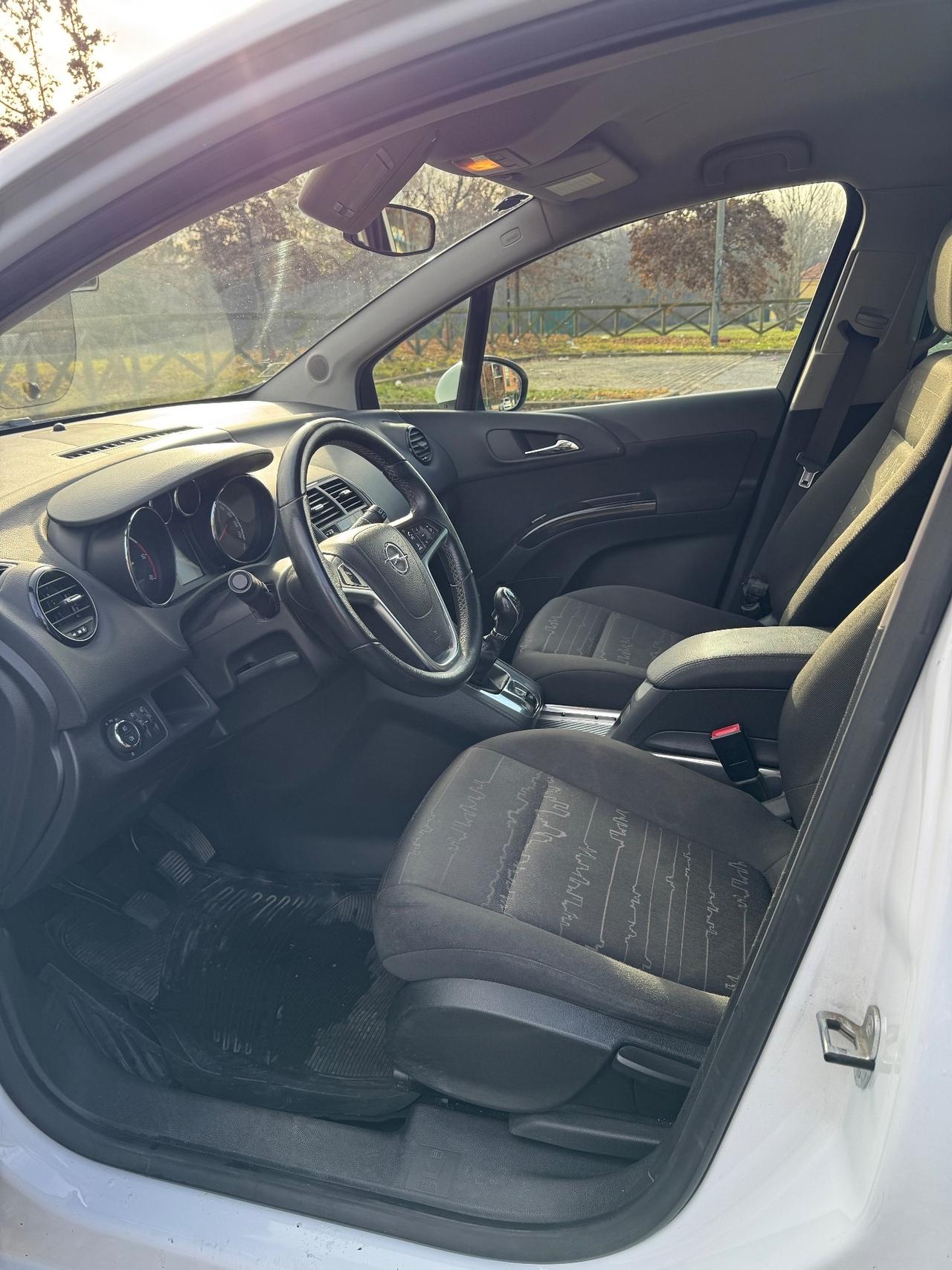 Opel Meriva 1.7 CDTI 110CV b-color Panoramic