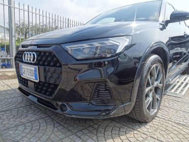 Audi A1 Allstreet 35 TFSI Identity Contrast