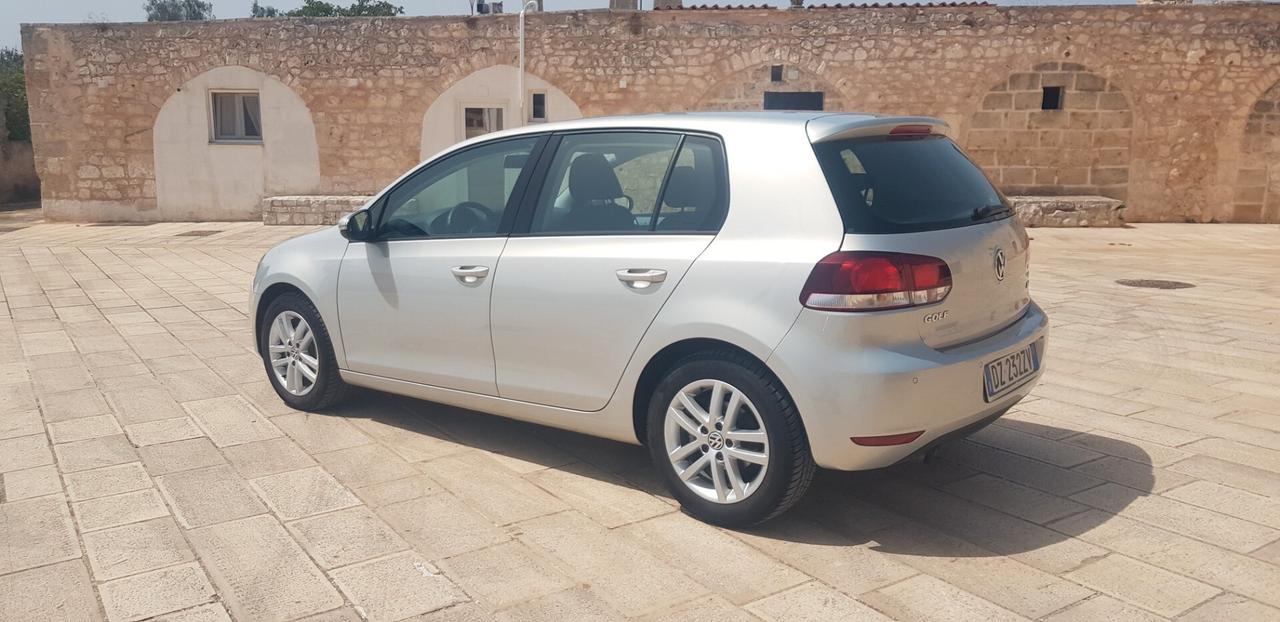 Volkswagen Golf 1.6 TDI DPF 5p. Highline