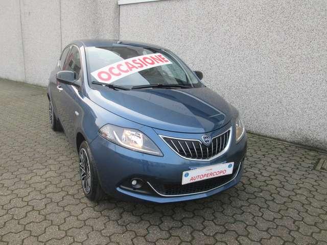 Lancia Ypsilon 1.0 firefly hybrid Gold Neopatentati