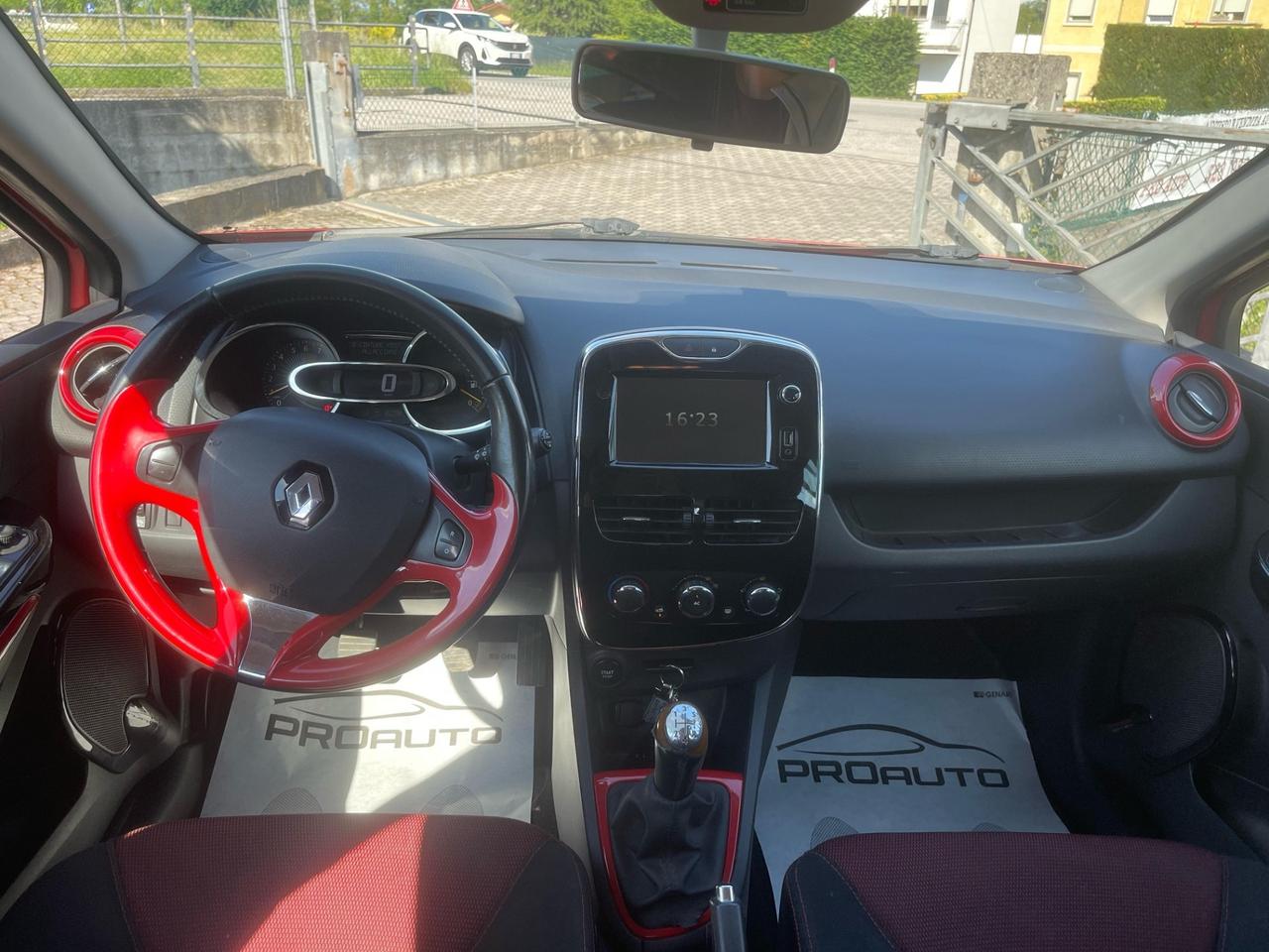 Renault Clio 1.2 75CV 5 porte Live