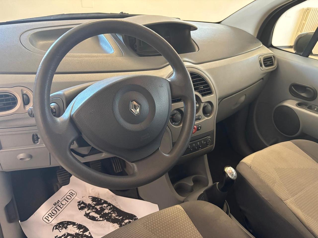 RENAULT MODUS ANNO 2007 BZ 1.2 ADATTA NEOPATENTATI KM 120 MILA