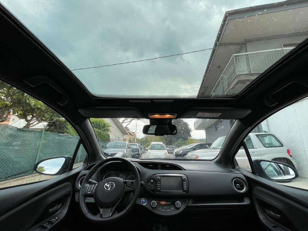Toyota Yaris 1.5h Style